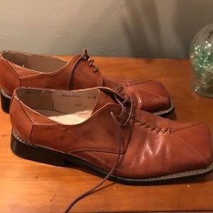 Men’s dress shoes